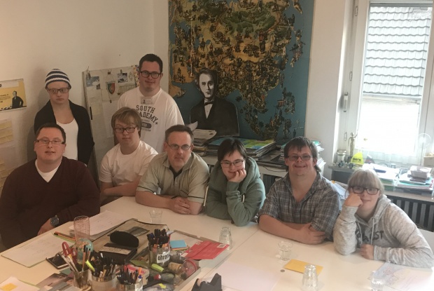 Das Ohrenkuss-Team in der Bonner Redaktion, Foto: Anne Leichtfuß