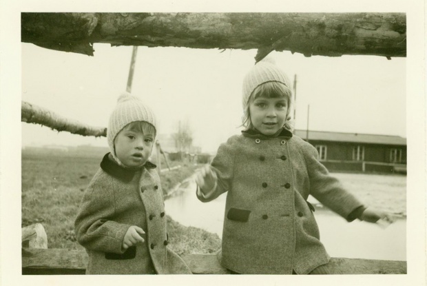 Ein Zwillings-Paar im Jahr 1971