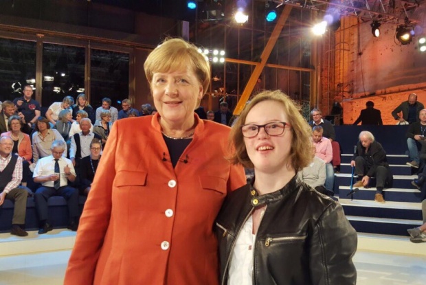 Natalie Dedreux und Angela Merkel, Foto: Michaela Dedreux